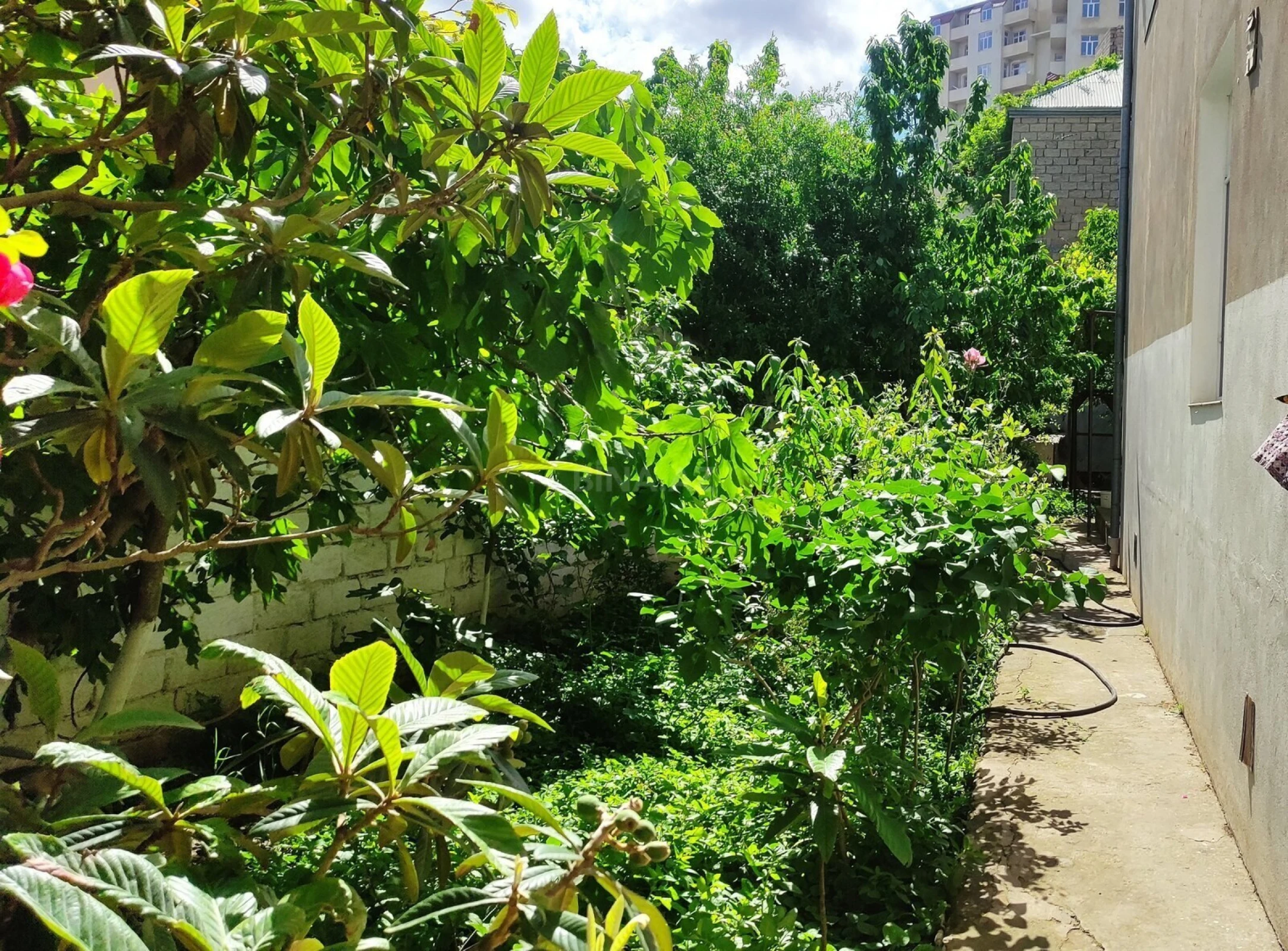 Satılır 6 otaqlı həyət evi 178 m²