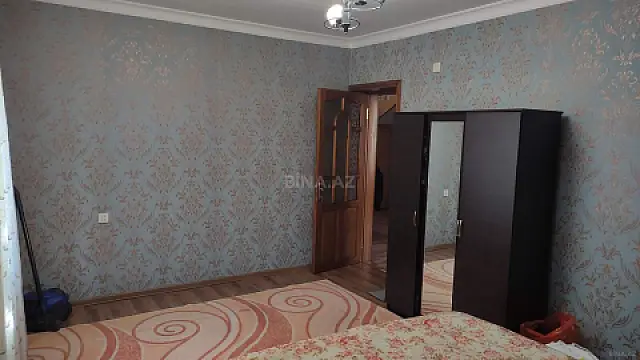 Satılır 6 otaqlı həyət evi 178 m²
