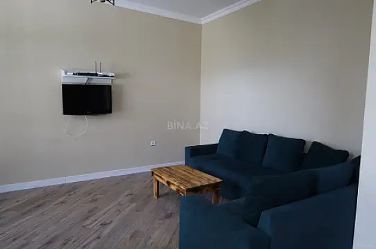 Kirayə verilir 7 otaqlı həyət evi 130 m²