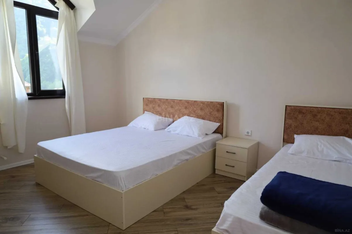 Kirayə verilir 7 otaqlı həyət evi 130 m²