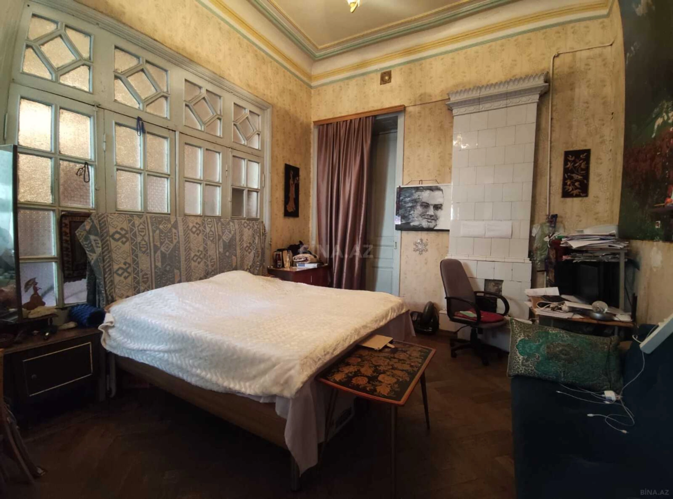 Satılır 4 otaqlı mənzil 180 m²