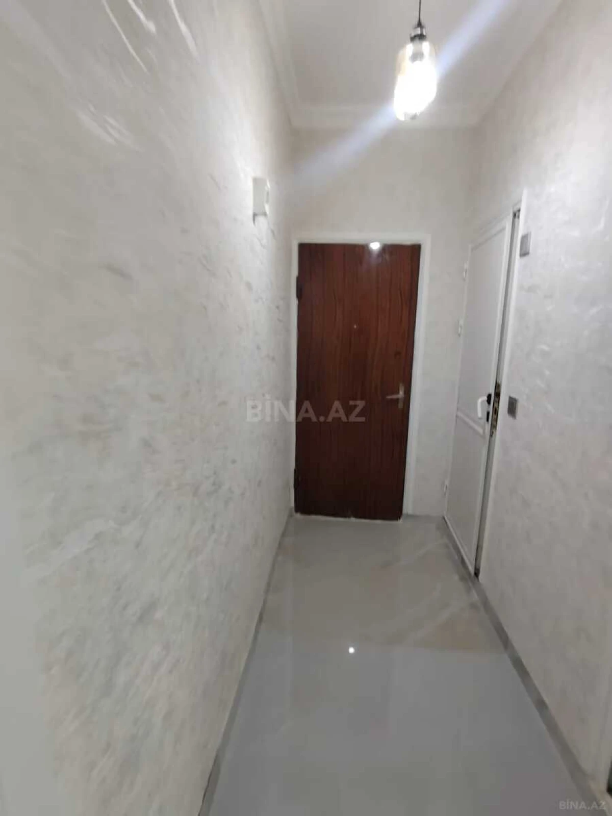 Satılır 2 otaqlı mənzil 55 m²