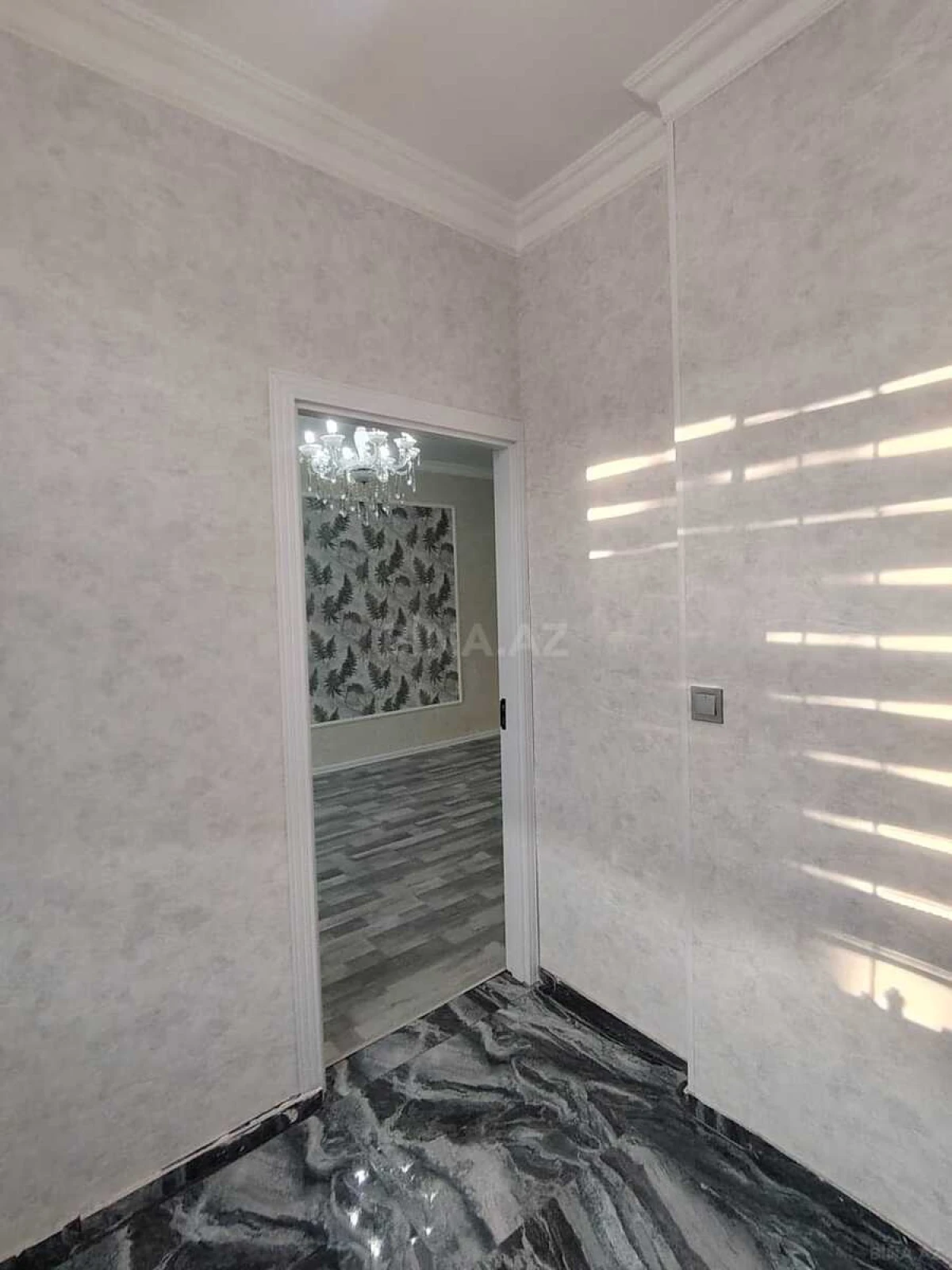 Satılır 2 otaqlı mənzil 55 m²