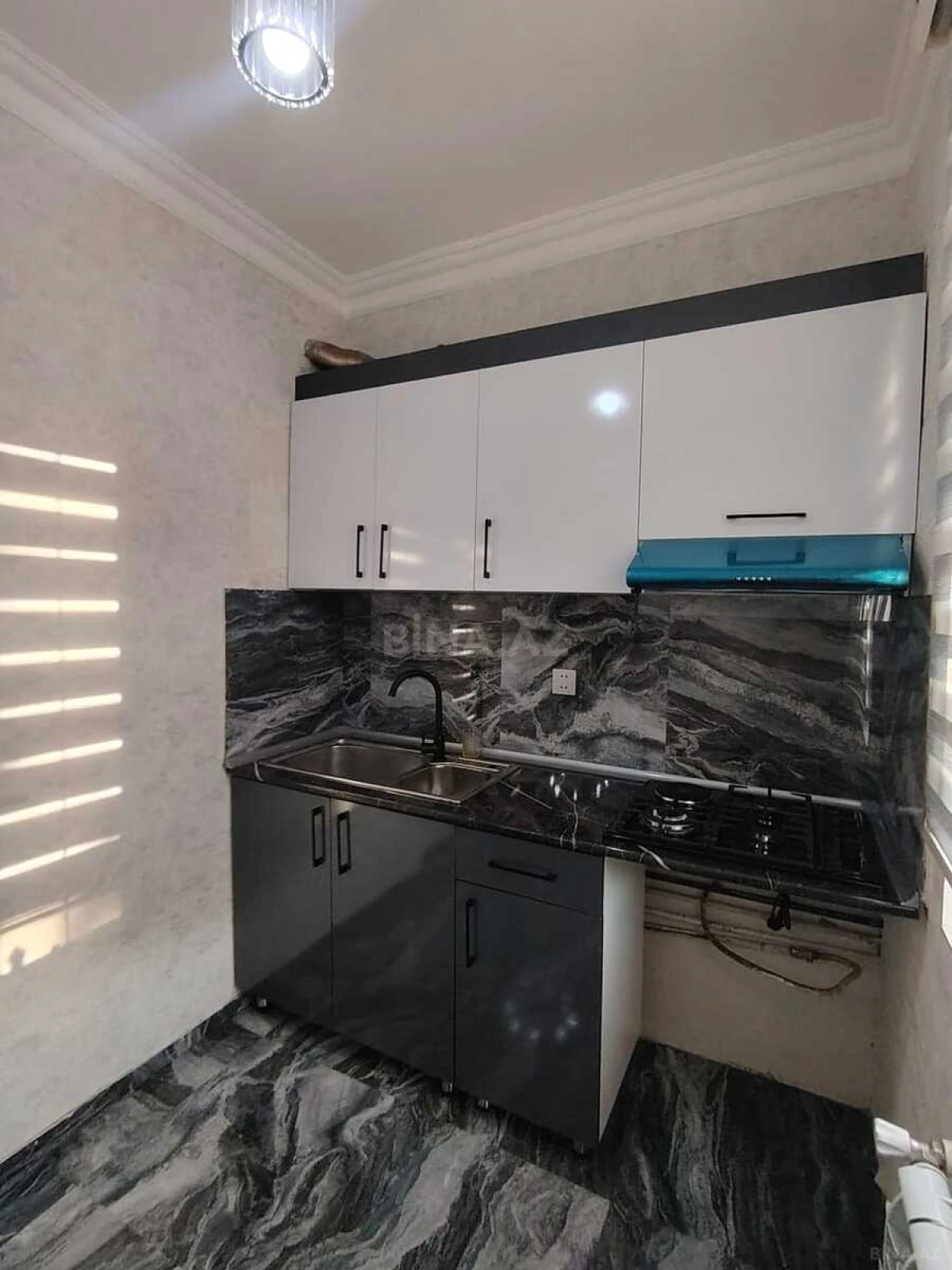Satılır 2 otaqlı mənzil 55 m²
