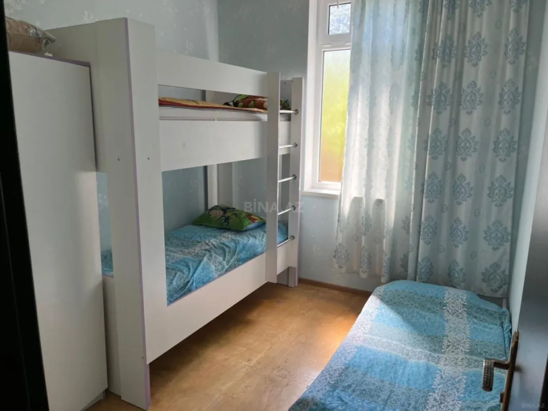 Kirayə verilir 4 otaqlı həyət evi 80 m²