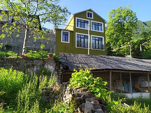 Kirayə verilir 4 otaqlı həyət evi 100 m²