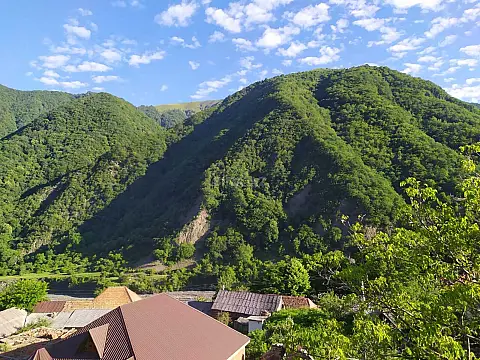 Kirayə verilir 4 otaqlı həyət evi 100 m²