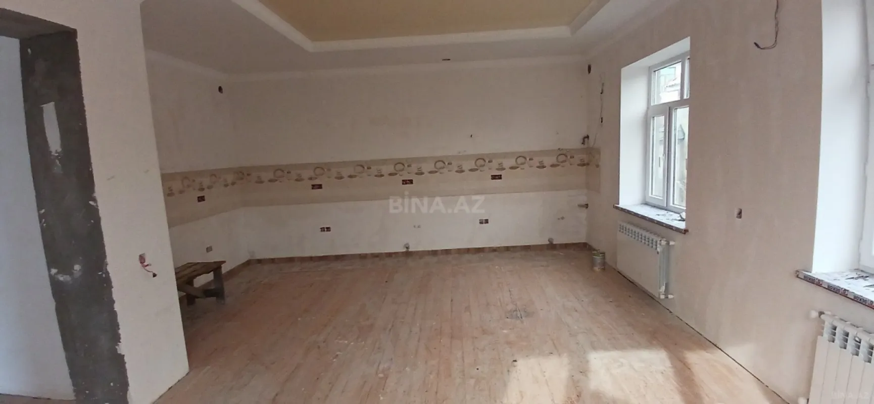 Satılır 7 otaqlı həyət evi 400 m²