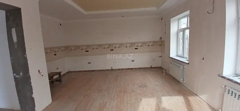 Satılır 7 otaqlı həyət evi 400 m²