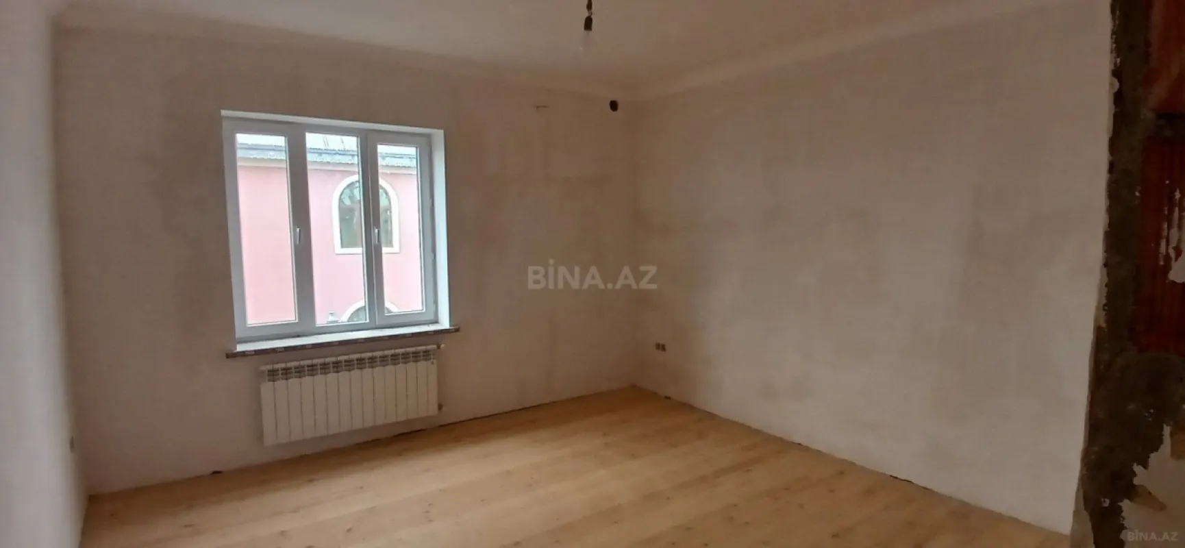 Satılır 7 otaqlı həyət evi 400 m²