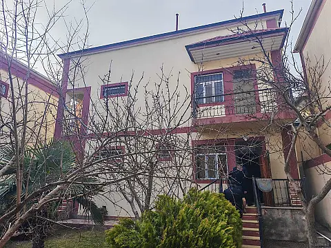 Kirayə verilir 7 otaqlı həyət evi 300 m²
