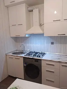 Kirayə verilir 1 otaqlı mənzil 55 m²