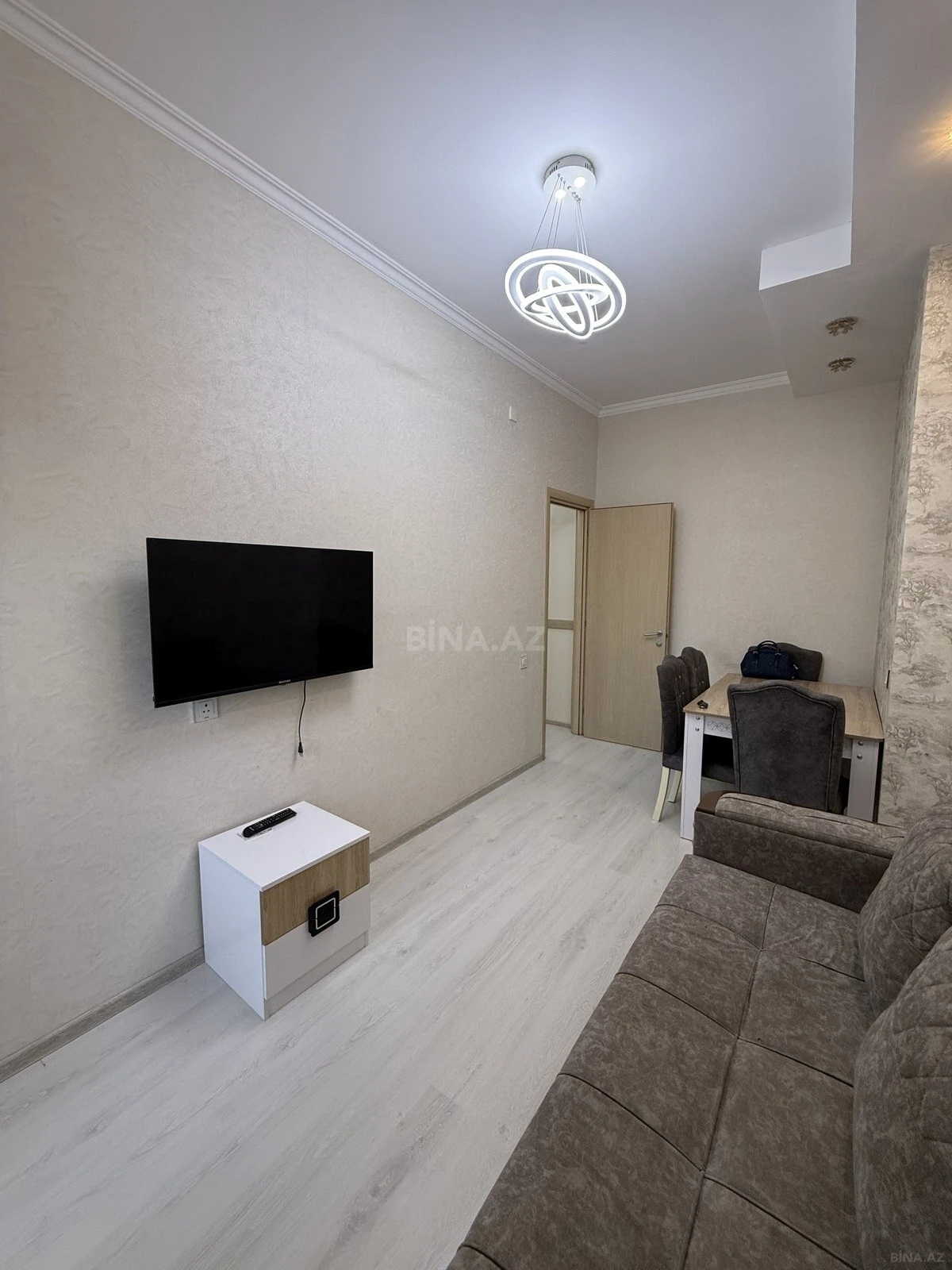 Satılır 2 otaqlı mənzil 50 m²