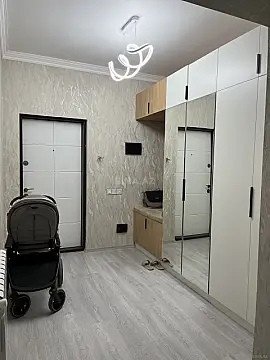 Satılır 3 otaqlı mənzil 130 m²