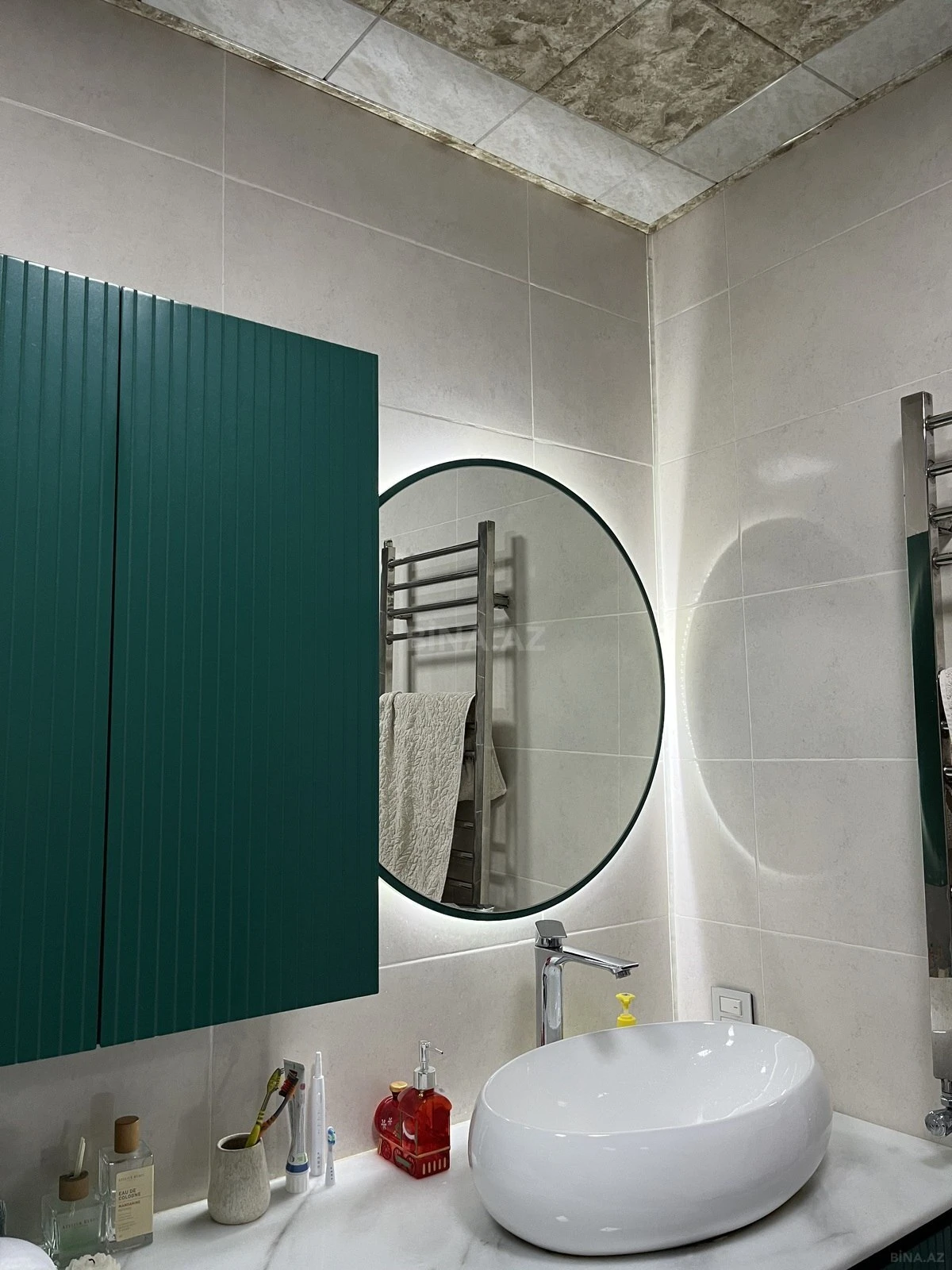 Satılır 3 otaqlı mənzil 130 m²