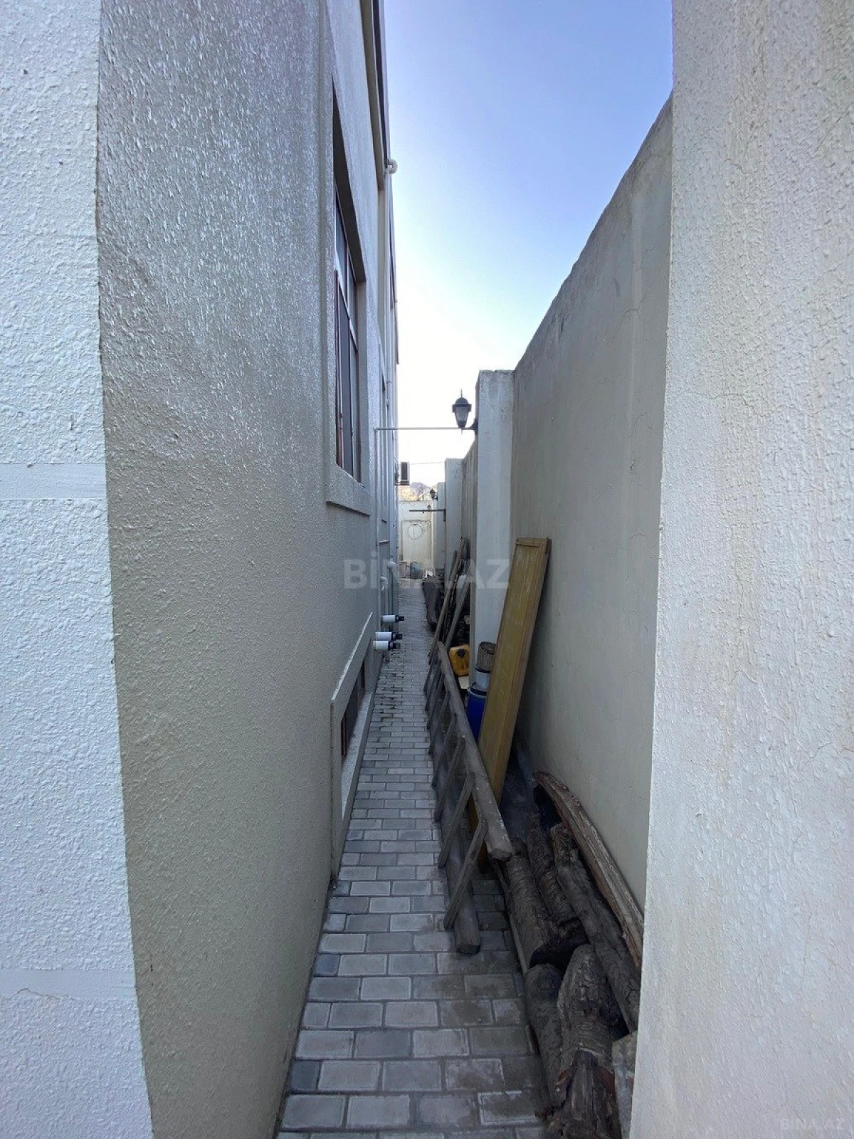 Satılır 6 otaqlı həyət evi 450 m²