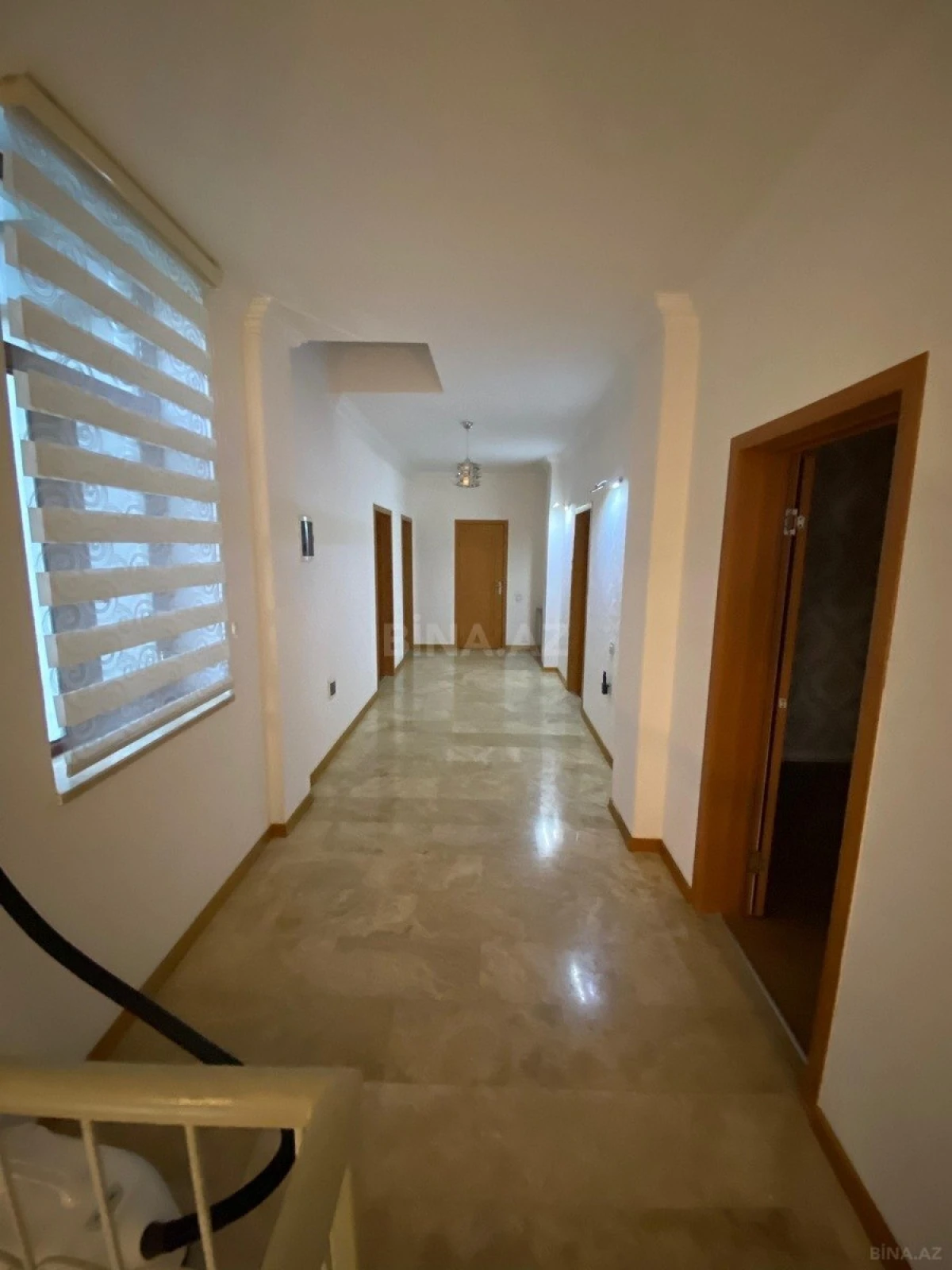 Satılır 6 otaqlı həyət evi 450 m²