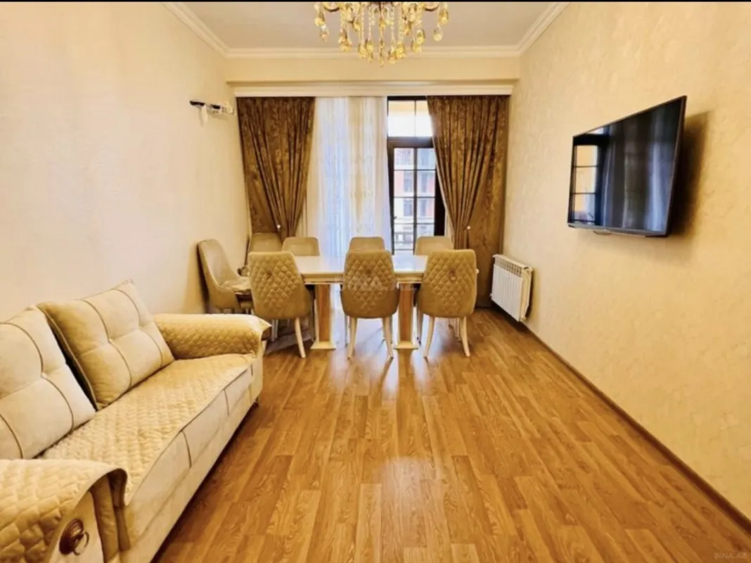 Satılır 3 otaqlı mənzil 105 m²