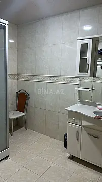 Satılır 3 otaqlı mənzil 135 m²