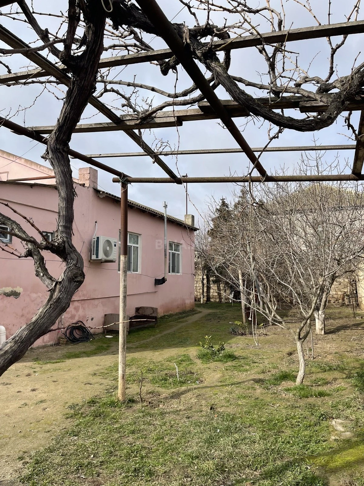 Satılır 3 otaqlı həyət evi 90 m²