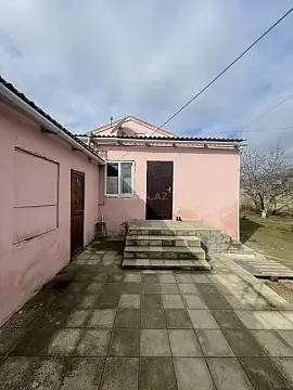 Satılır 3 otaqlı həyət evi 90 m²