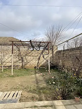 Satılır 3 otaqlı həyət evi 90 m²