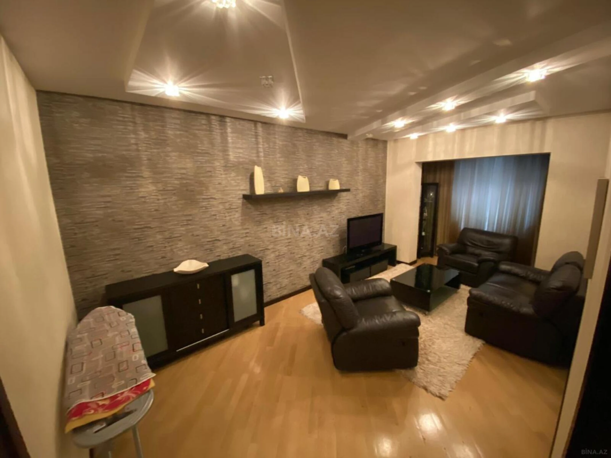 Satılır 3 otaqlı mənzil 90 m²