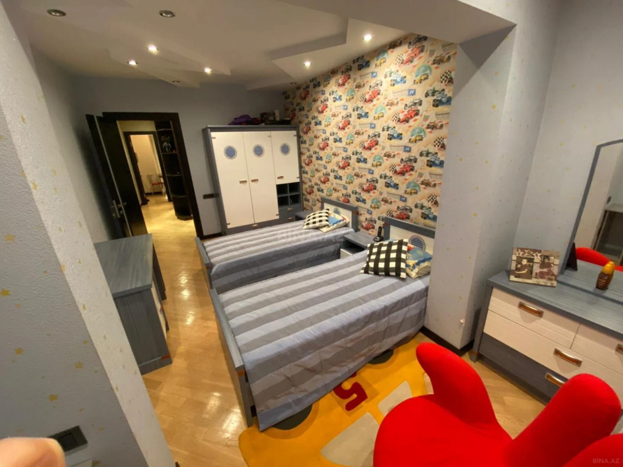 Satılır 3 otaqlı mənzil 90 m²