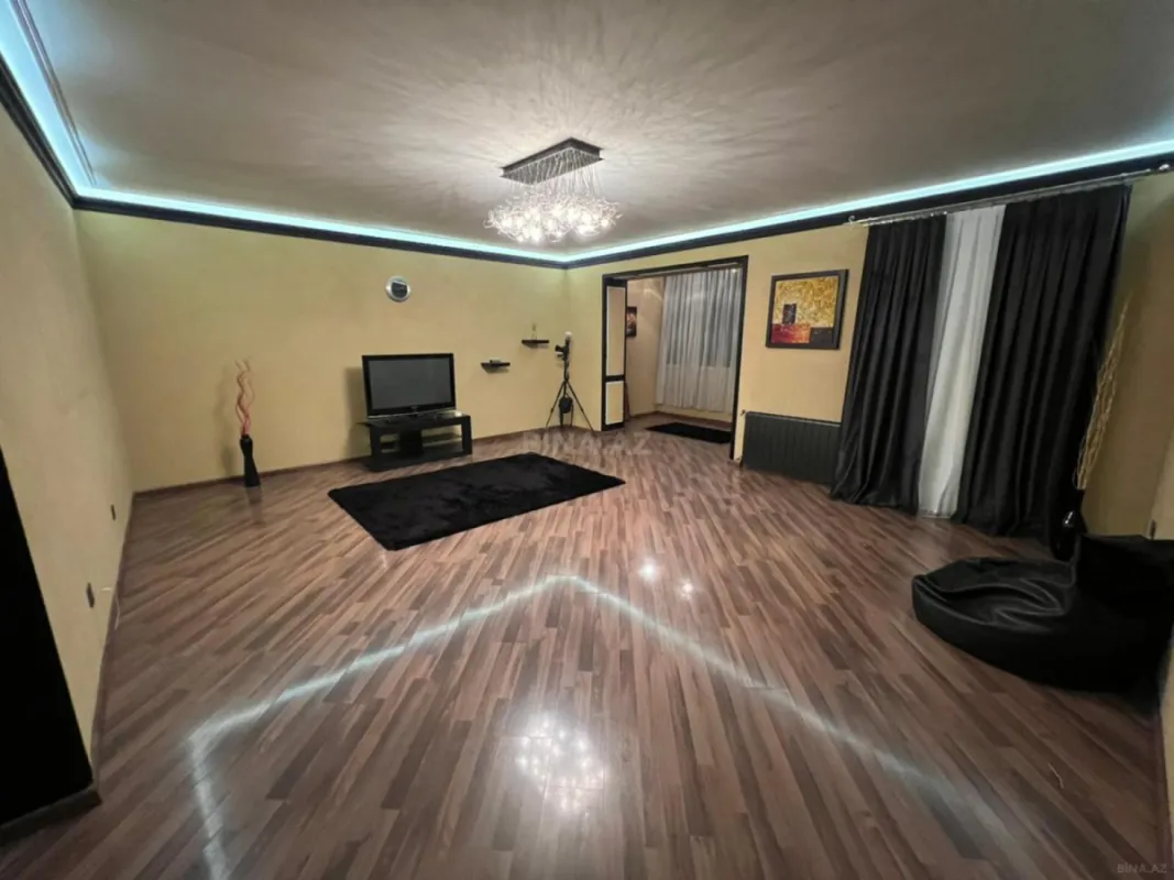 Satılır 2 otaqlı mənzil 71 m²