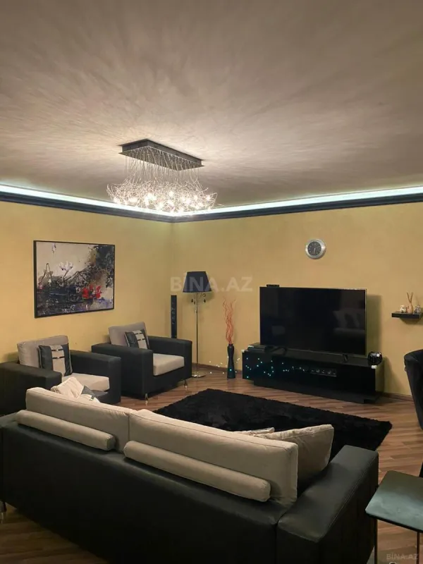 Satılır 2 otaqlı mənzil 71 m²