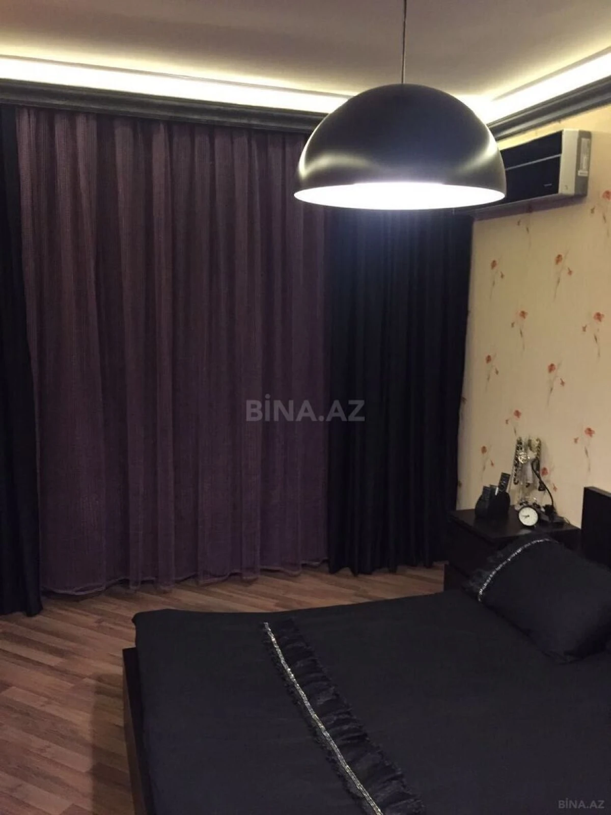 Satılır 2 otaqlı mənzil 71 m²