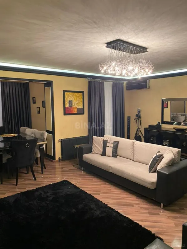 Satılır 2 otaqlı mənzil 71 m²