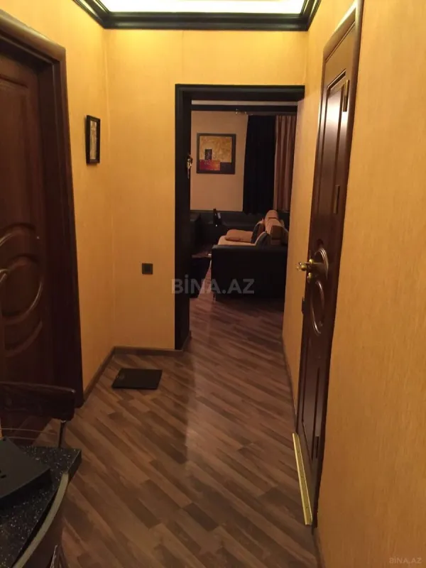 Satılır 2 otaqlı mənzil 71 m²