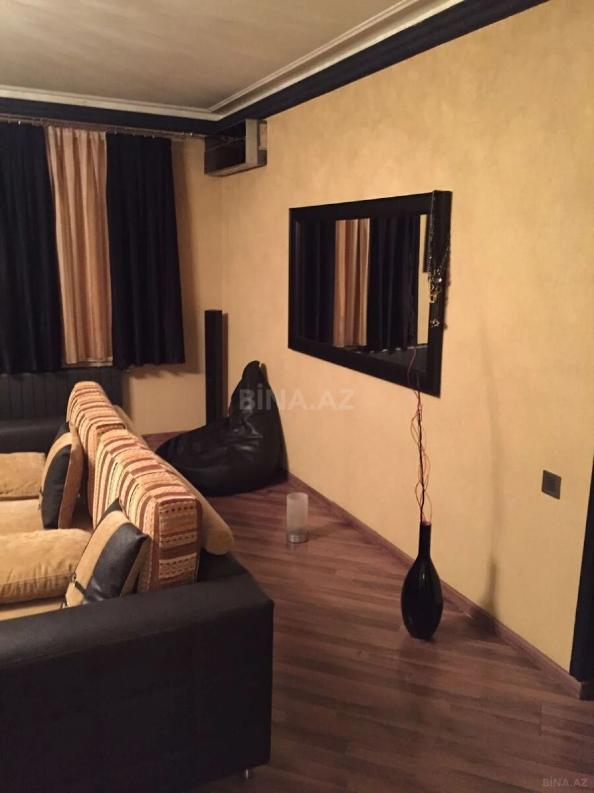 Satılır 2 otaqlı mənzil 71 m²