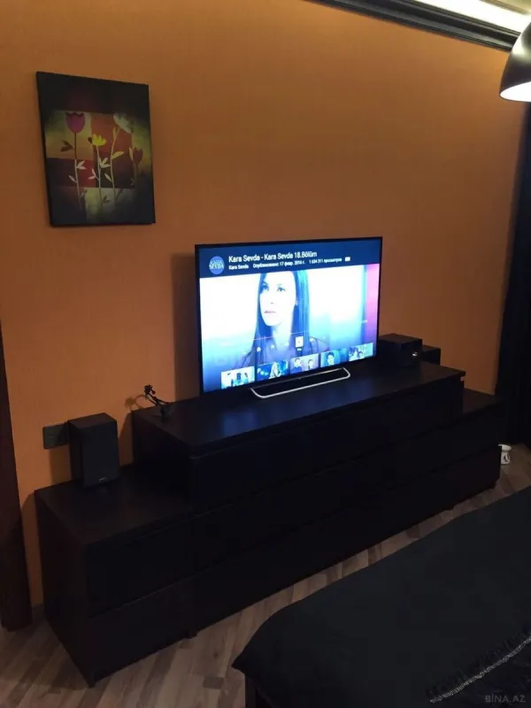 Satılır 2 otaqlı mənzil 71 m²