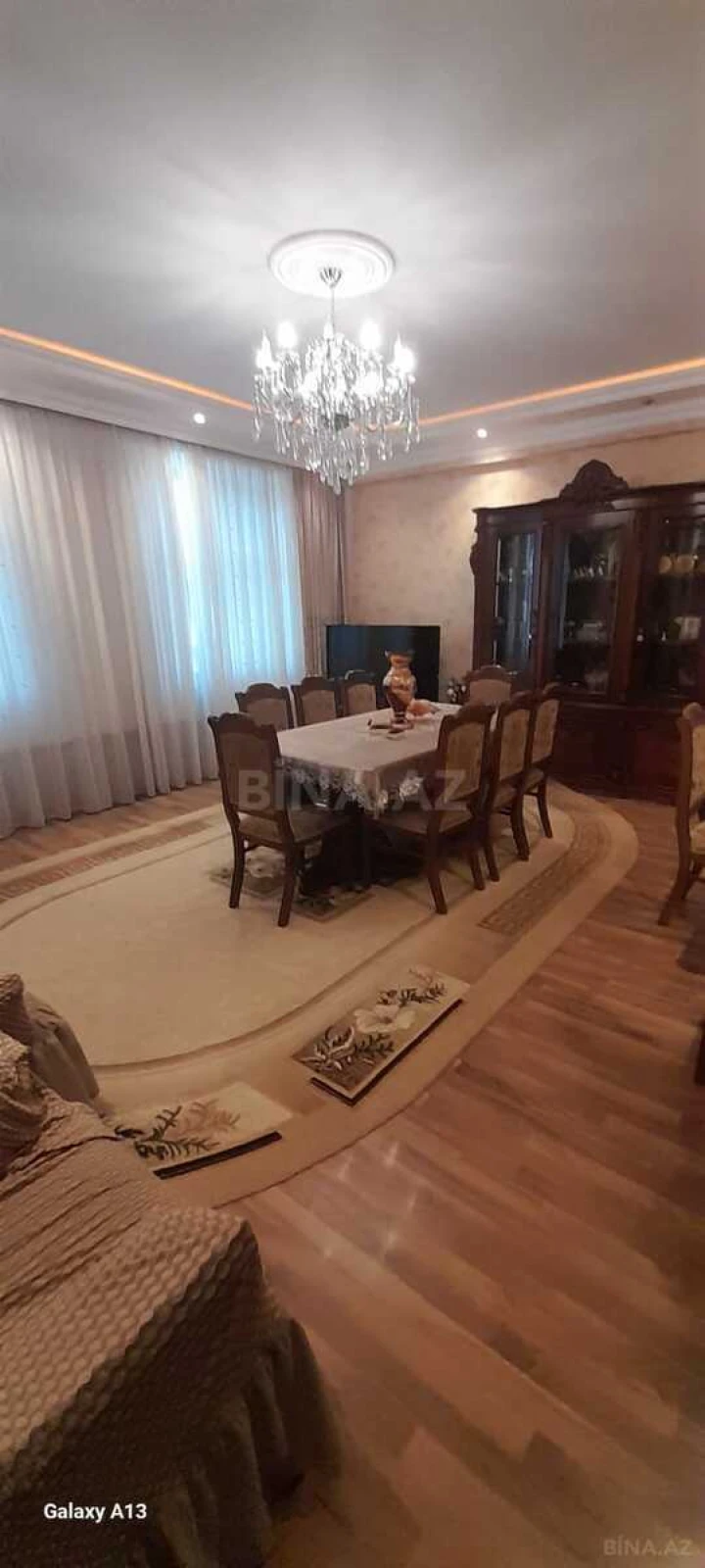 Satılır 3 otaqlı mənzil 100 m²
