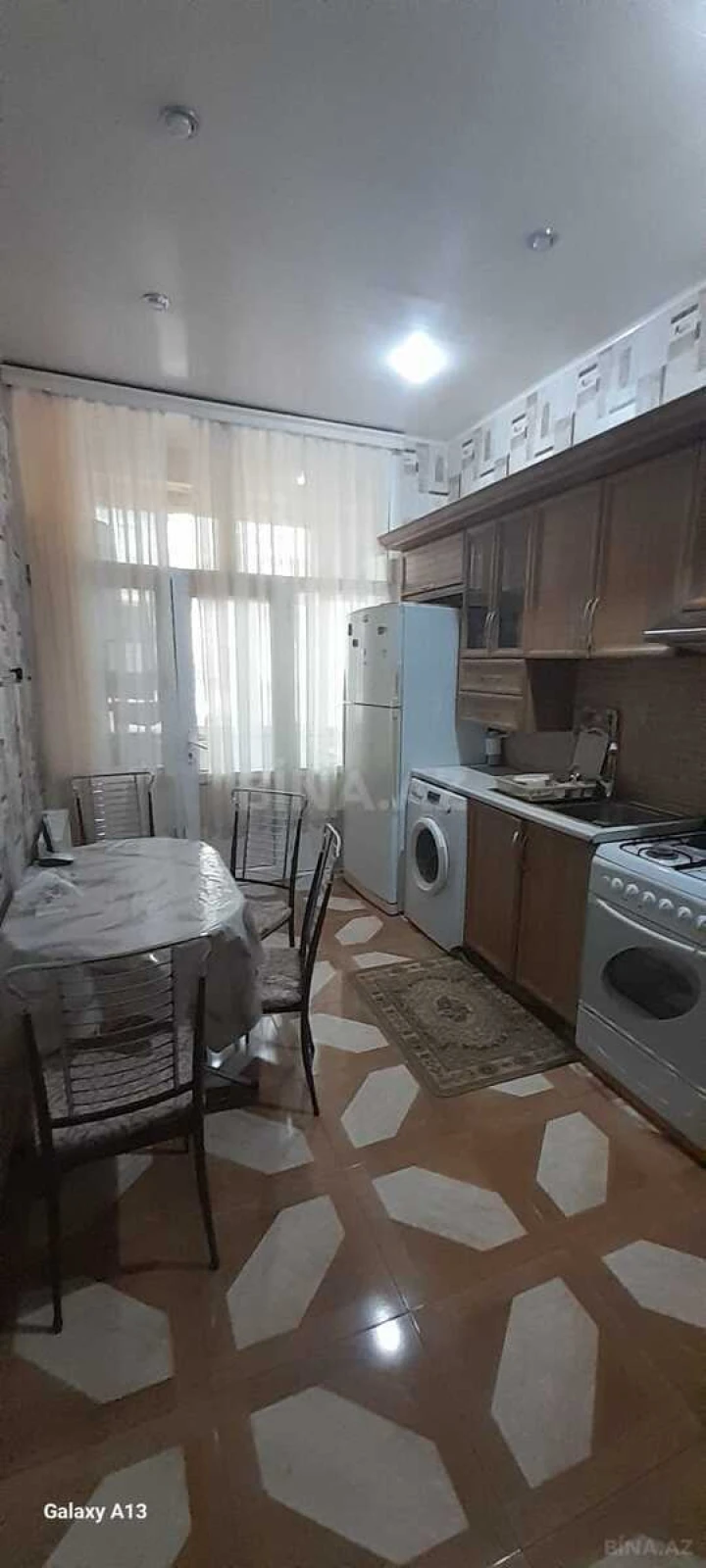 Satılır 3 otaqlı mənzil 100 m²