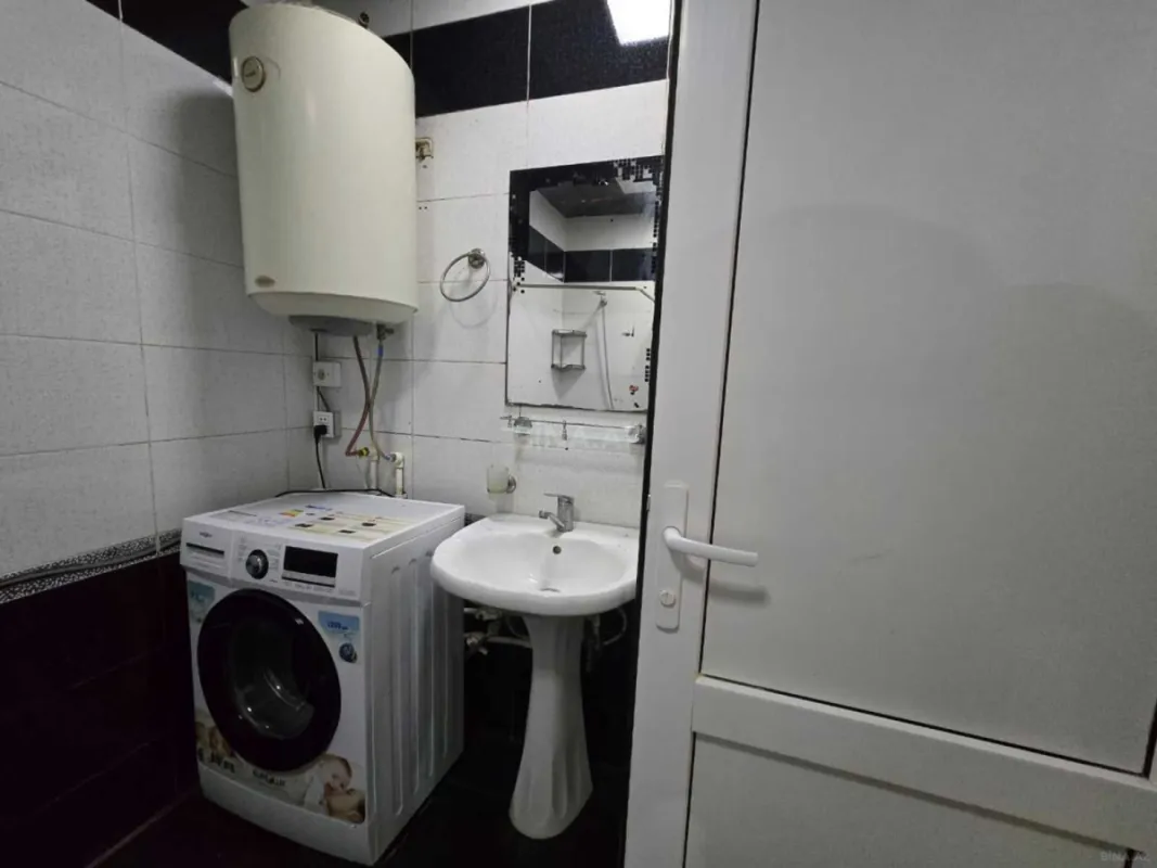 Kirayə verilir 2 otaqlı mənzil 52 m²