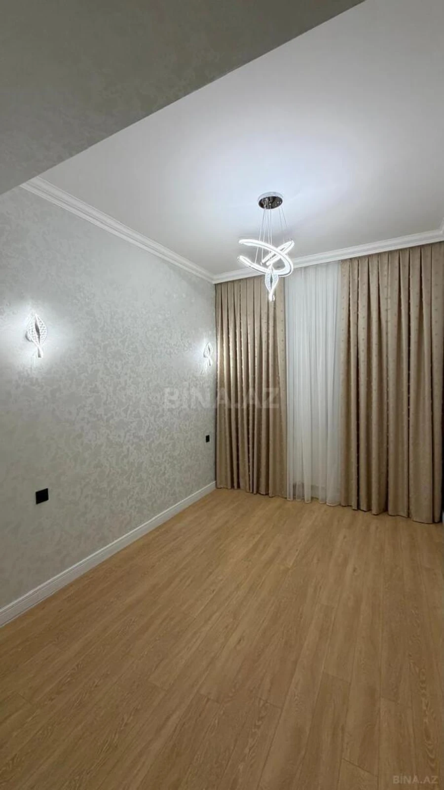 Satılır 2 otaqlı mənzil 60 m²