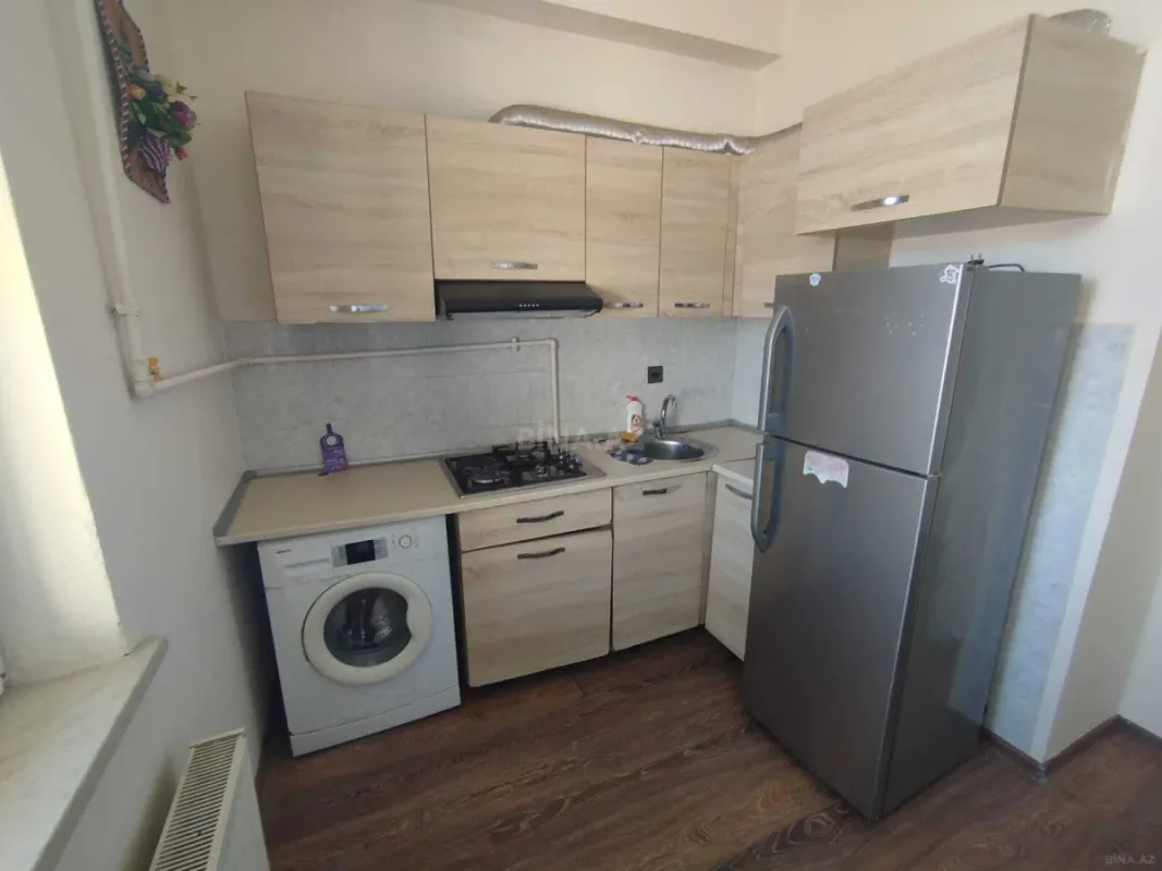 Kirayə verilir 2 otaqlı mənzil 60 m²