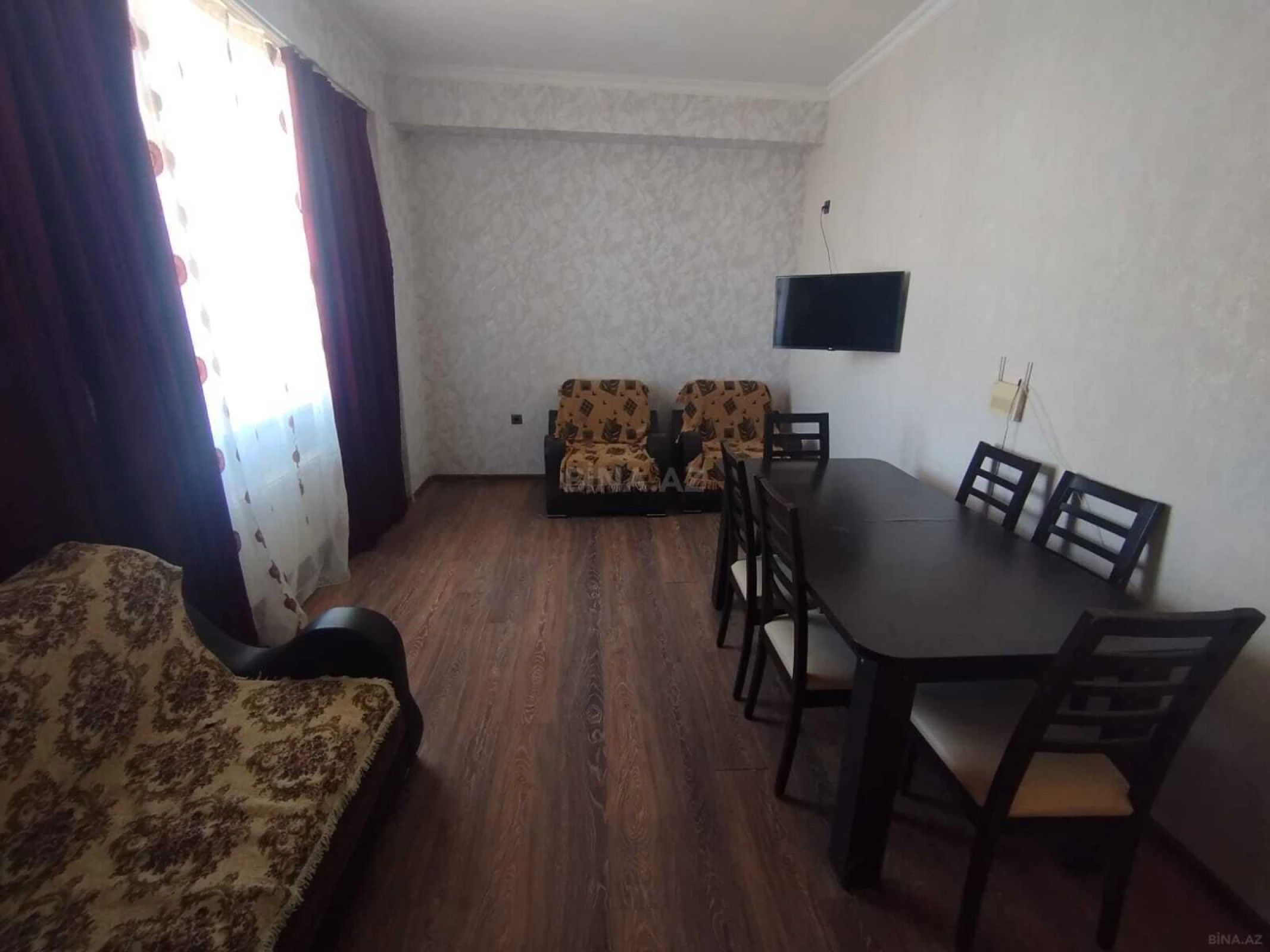 Kirayə verilir 2 otaqlı mənzil 60 m²