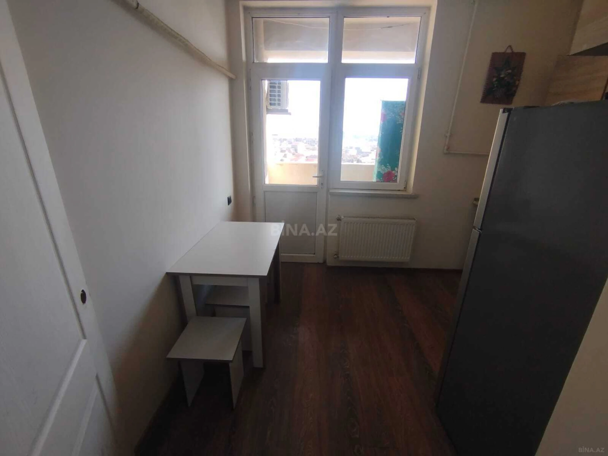 Kirayə verilir 2 otaqlı mənzil 60 m²