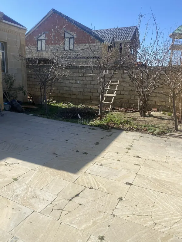 Satılır 3 otaqlı həyət evi 100 m²