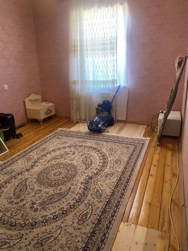Satılır 3 otaqlı həyət evi 100 m²