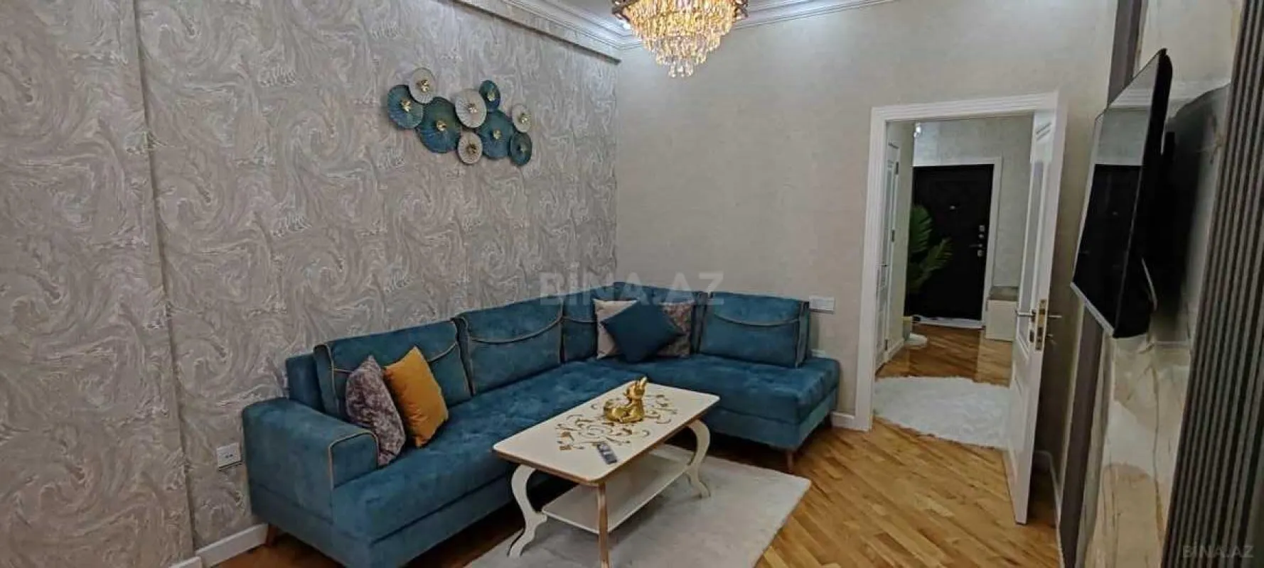 Kirayə verilir 2 otaqlı mənzil 60 m²