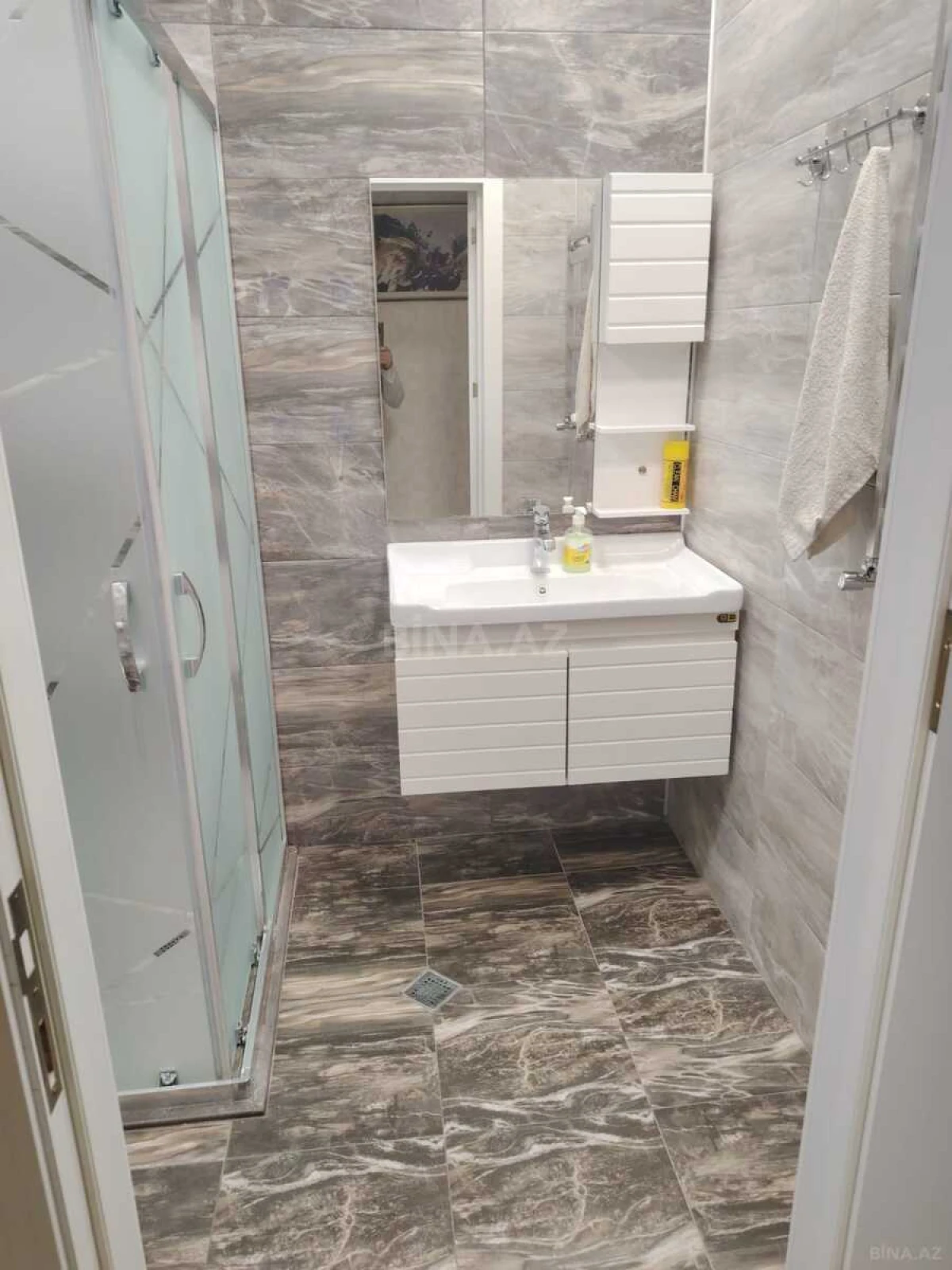 Kirayə verilir 2 otaqlı mənzil 60 m²