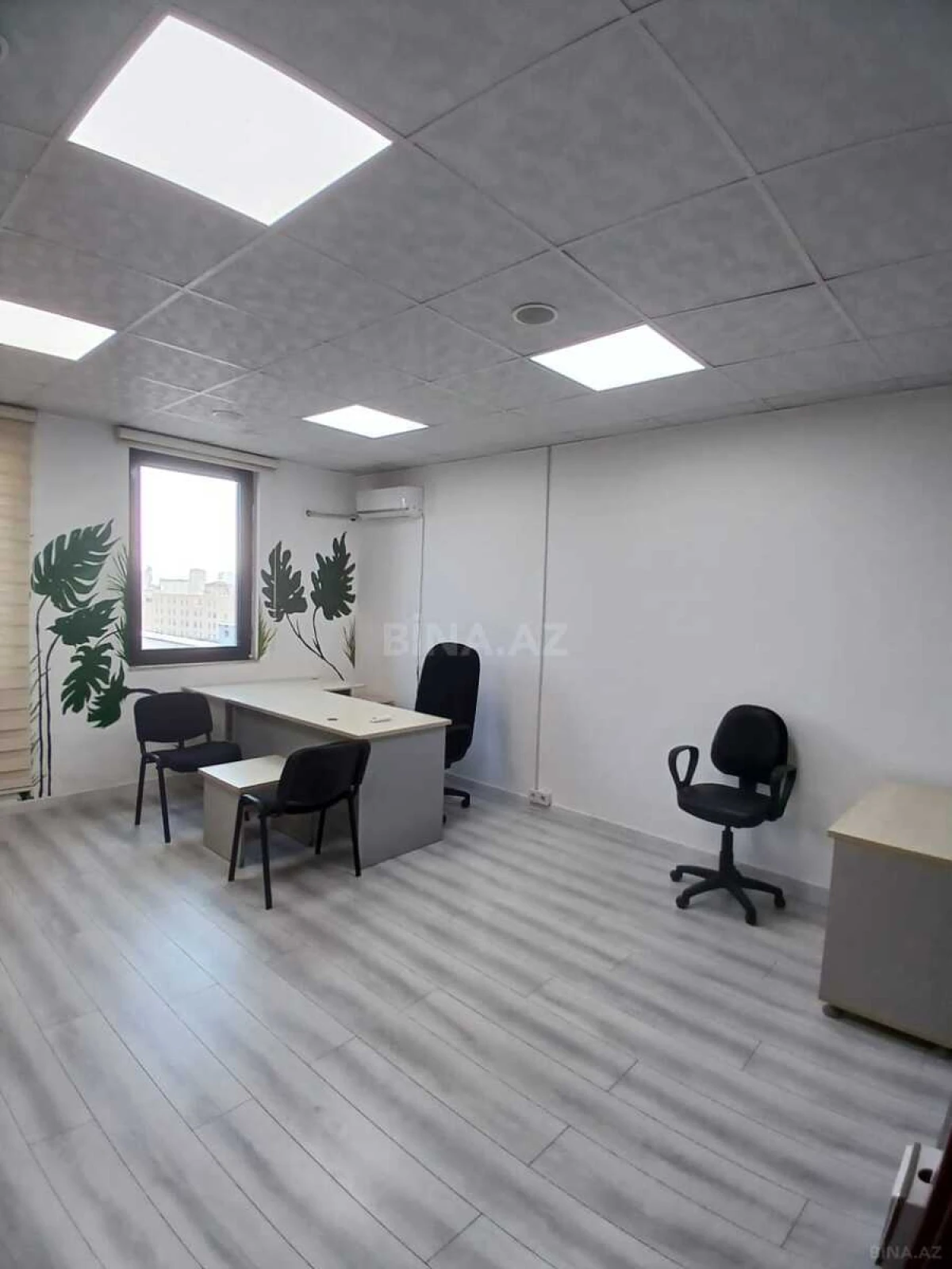 Kirayə verilir 1 otaqlı ofis 20 m²