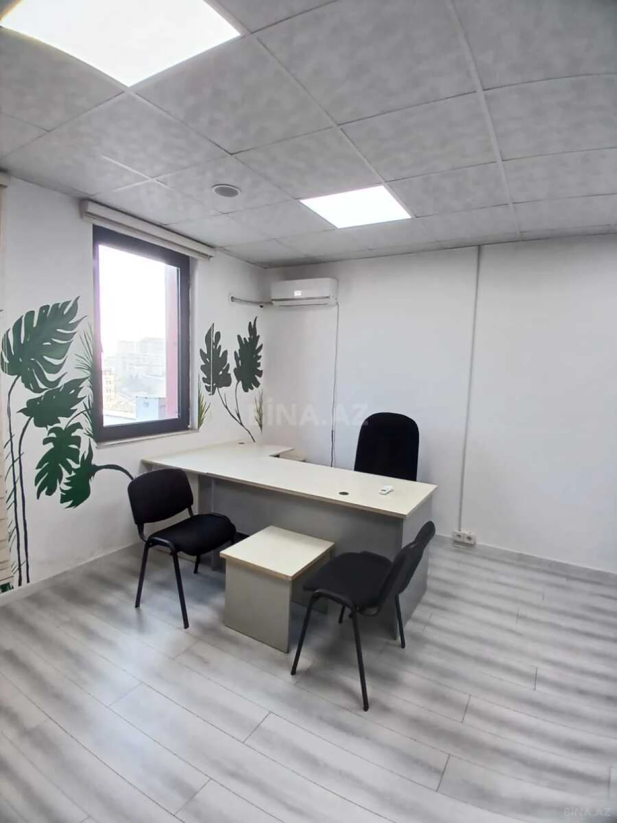 Kirayə verilir 1 otaqlı ofis 20 m²