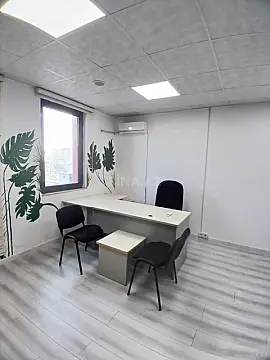 Kirayə verilir 1 otaqlı ofis 20 m²