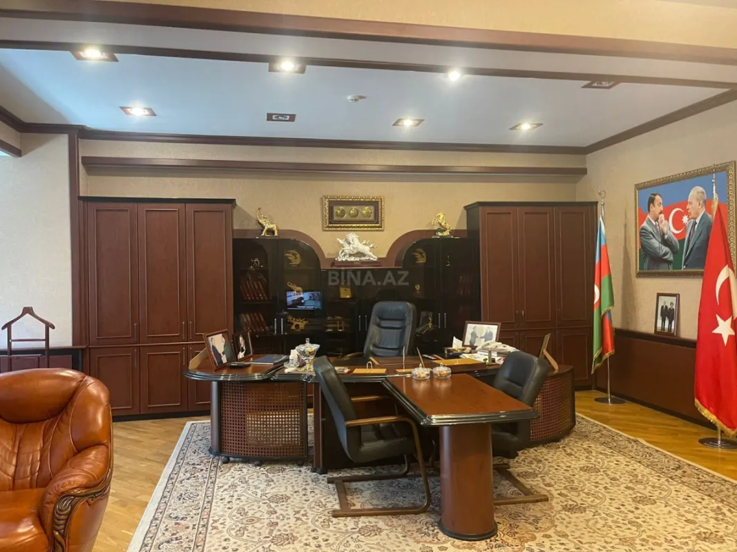 Kirayə verilir 2 otaqlı ofis 120 m²
